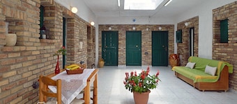 Damaskis Studios a Small Complex in Kassiopi