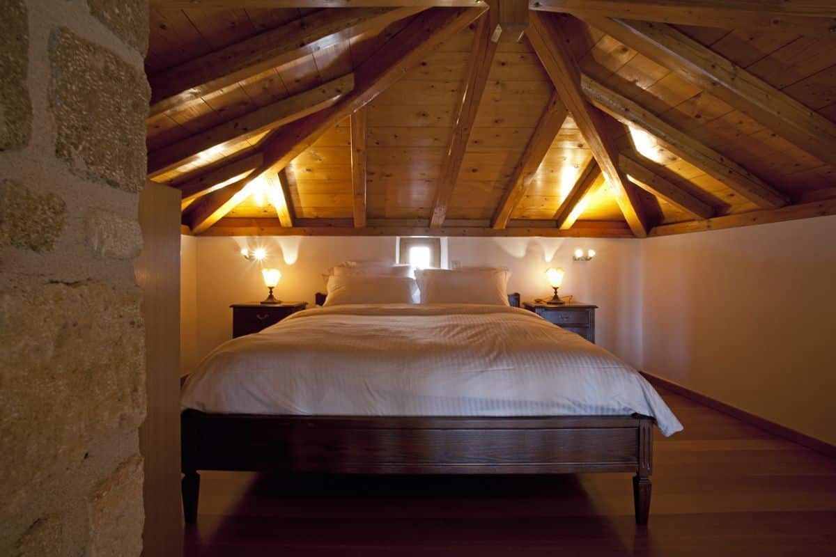 suite, sea view | egyptian cotton sheets, pillow-top beds, minibar, desk