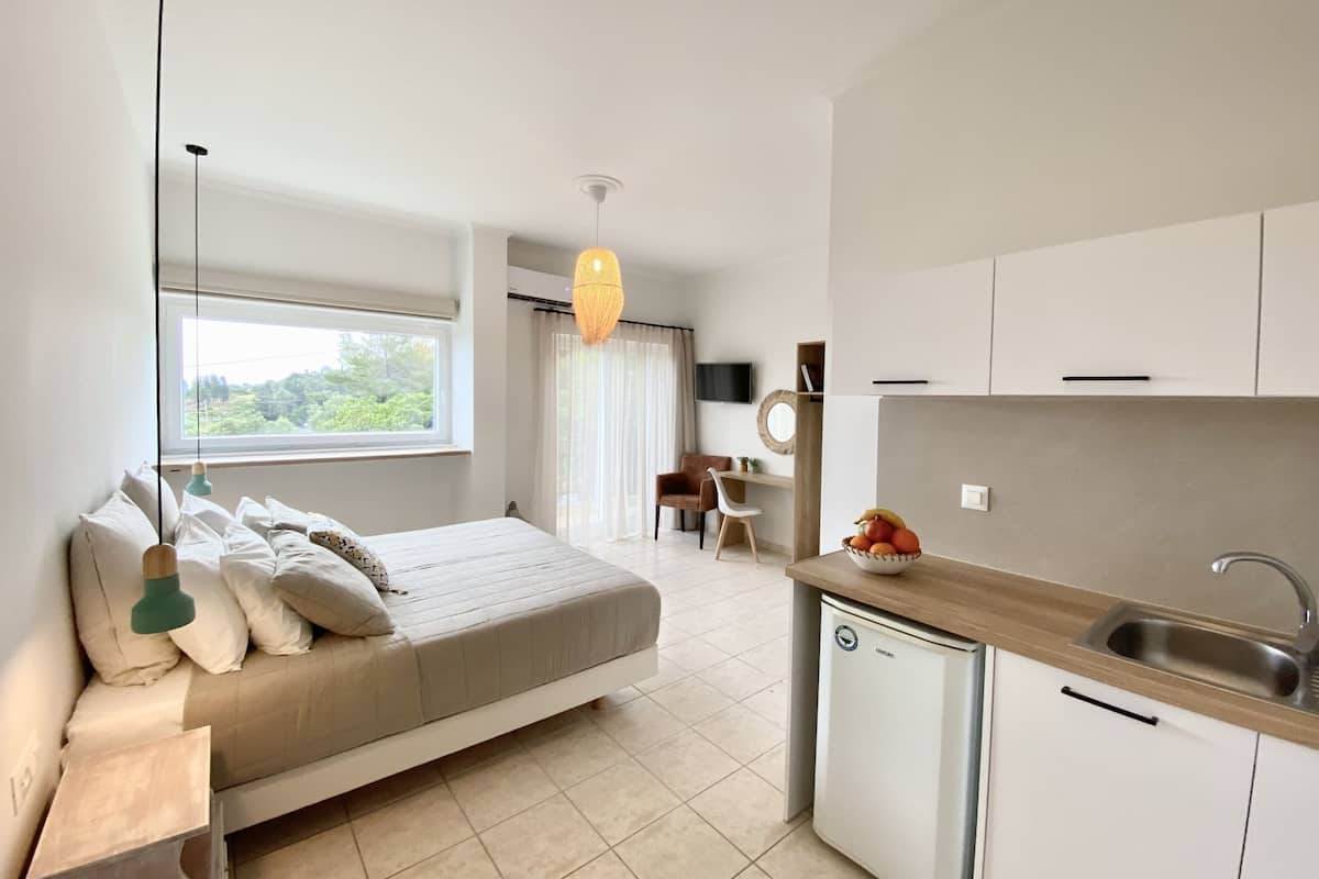 1 slaapkamer, luxe beddengoed, een kluis op de kamer