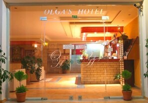 Property entrance - Olgas Hotel (Corfu)