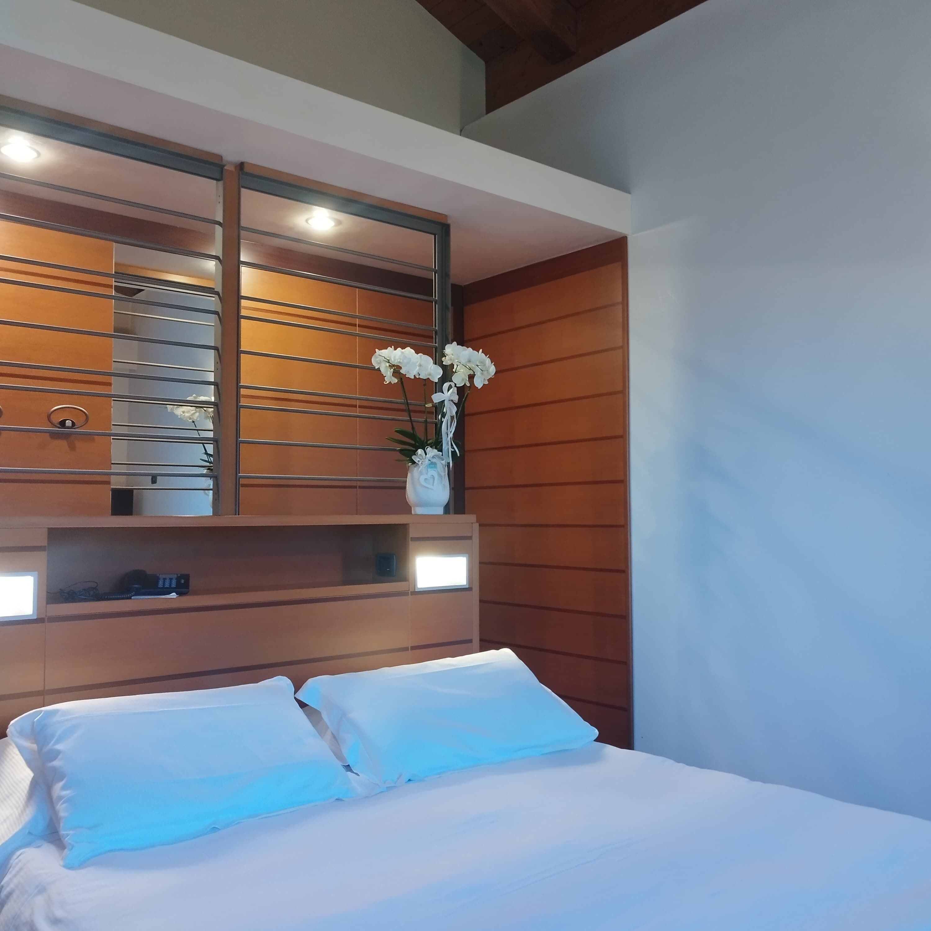 Matelas Select Comfort, minibar, coffres-forts dans les chambres, bureau