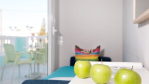 ピロートップベッド、防音設備、WiFi (無料)