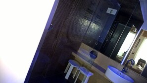 Double Room, Garden View | Bathroom sink - Ecolodge Coppola Guesthouse (Rome)