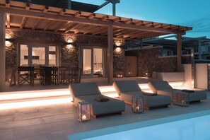 Su Casa Beachfront Infinity Pool Villa | Terrasse/Patio