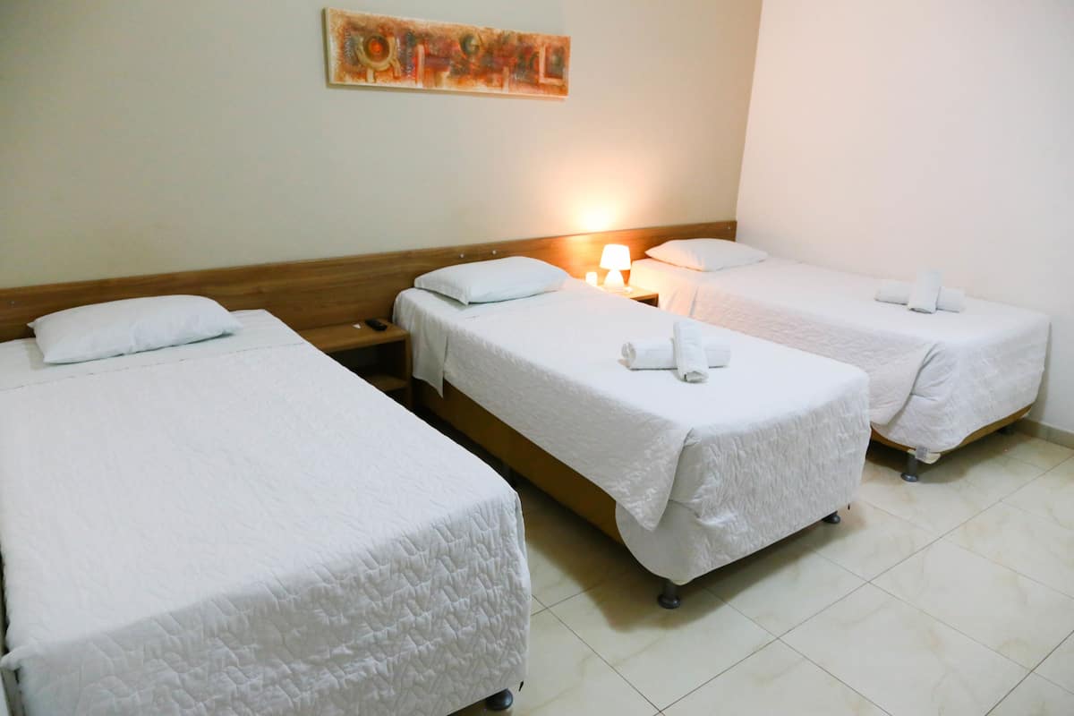 Minibar, travel crib, free WiFi