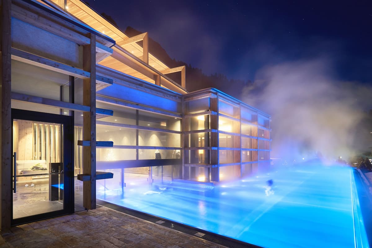 indoor pool, outdoor pool, pool loungers