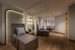 Bilik rawatan pasangan, aromaterapi, refleksologi 