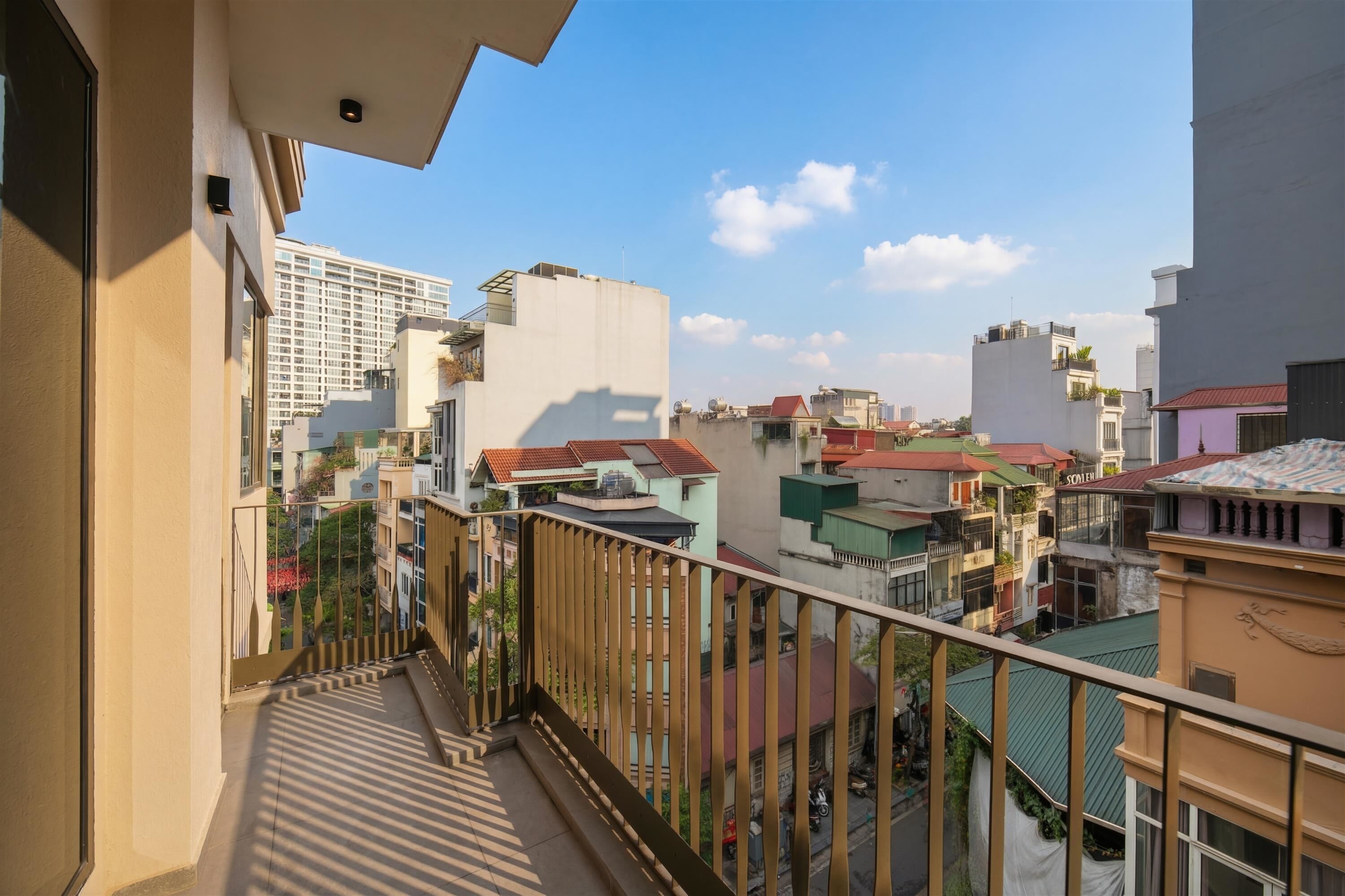 Minibar, in-room safe, desk, soundproofing