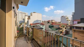 Minibar, in-room safe, desk, soundproofing