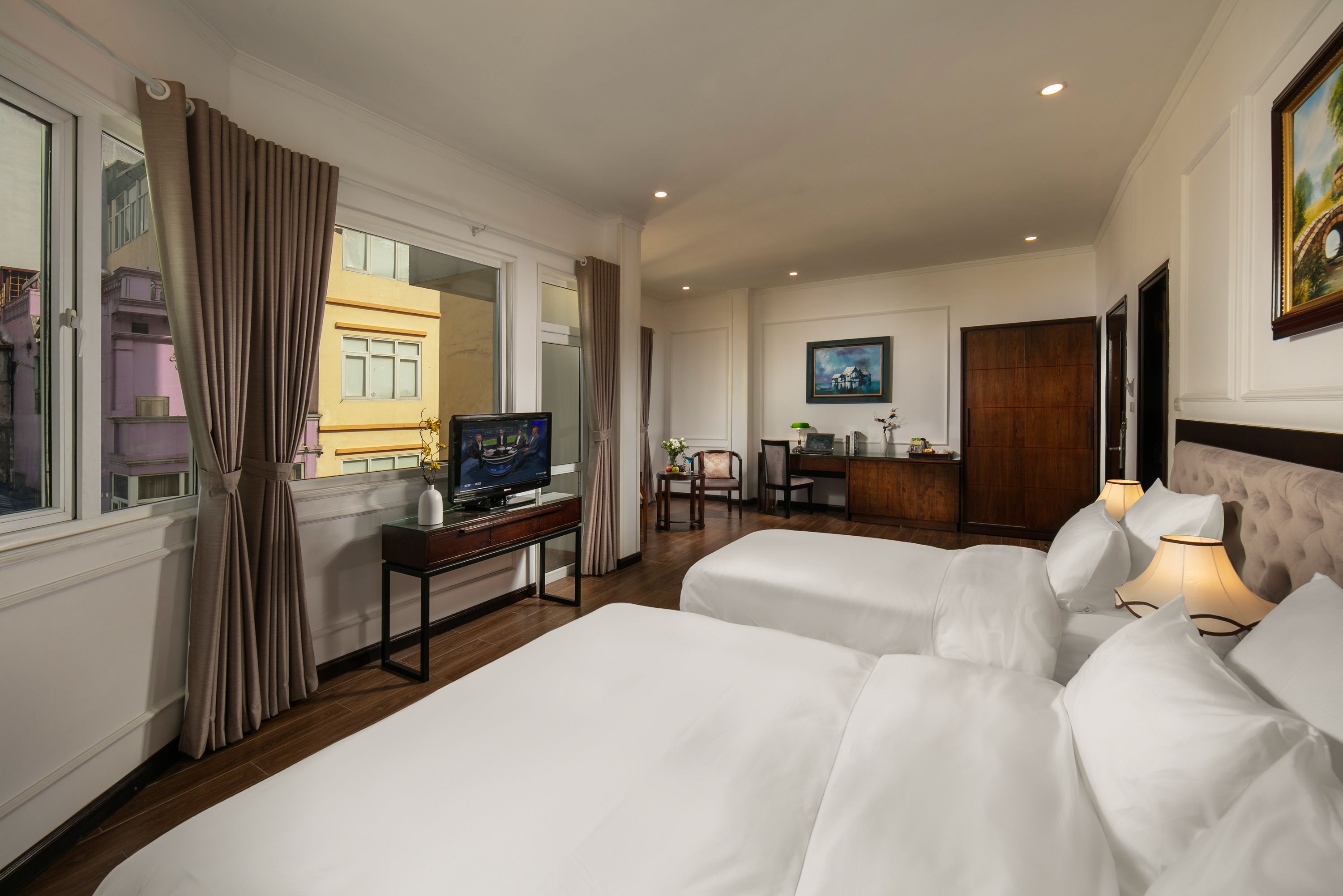 minibar, in-room safe, desk, soundproofing