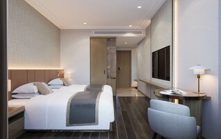 Minibar, in-room safe, desk, soundproofing