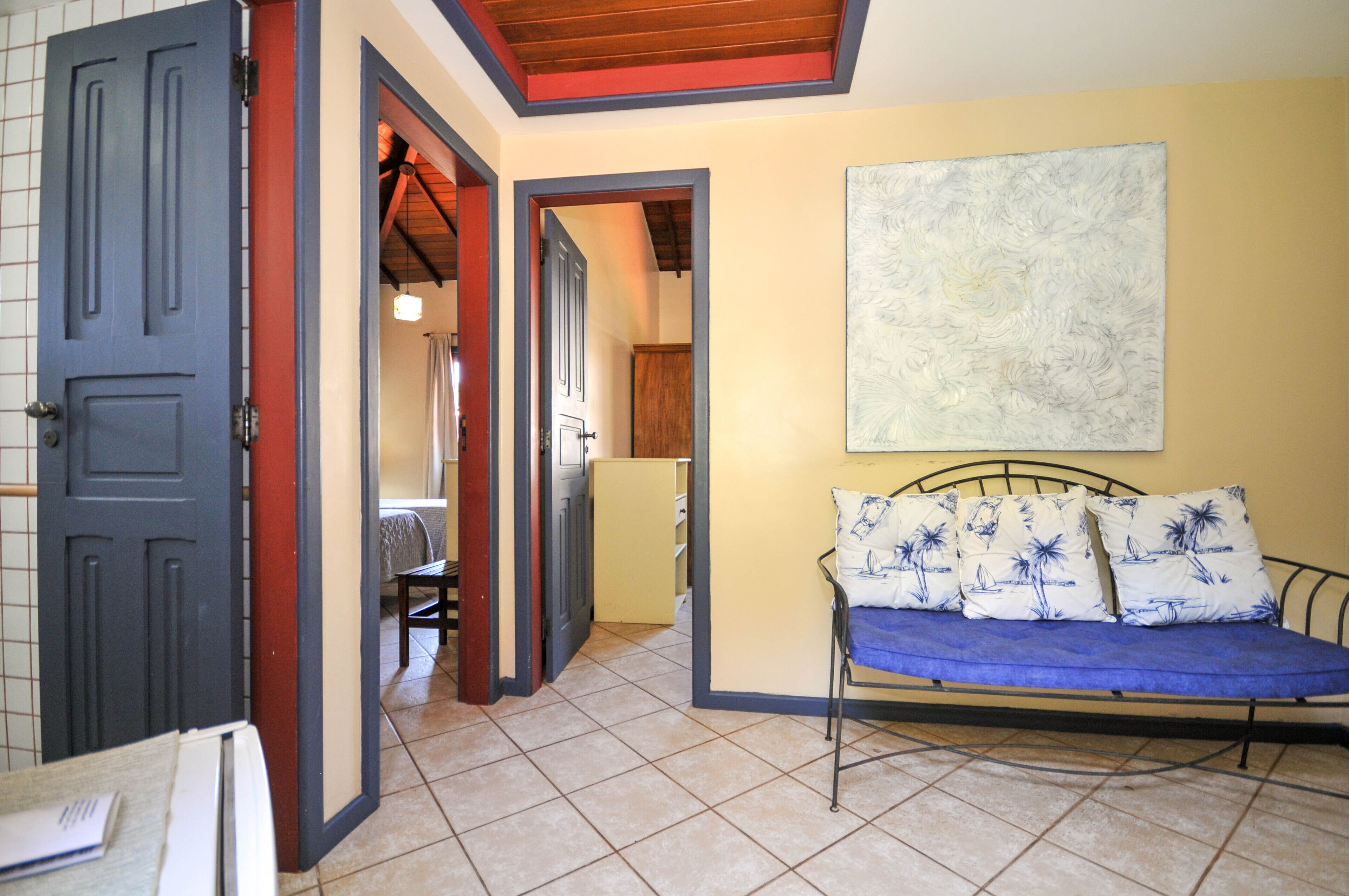 family room | 1 bedroom, minibar, in-room safe, individually furnished