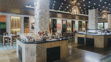 Colazione a buffet inclusa, servita tutte le mattine