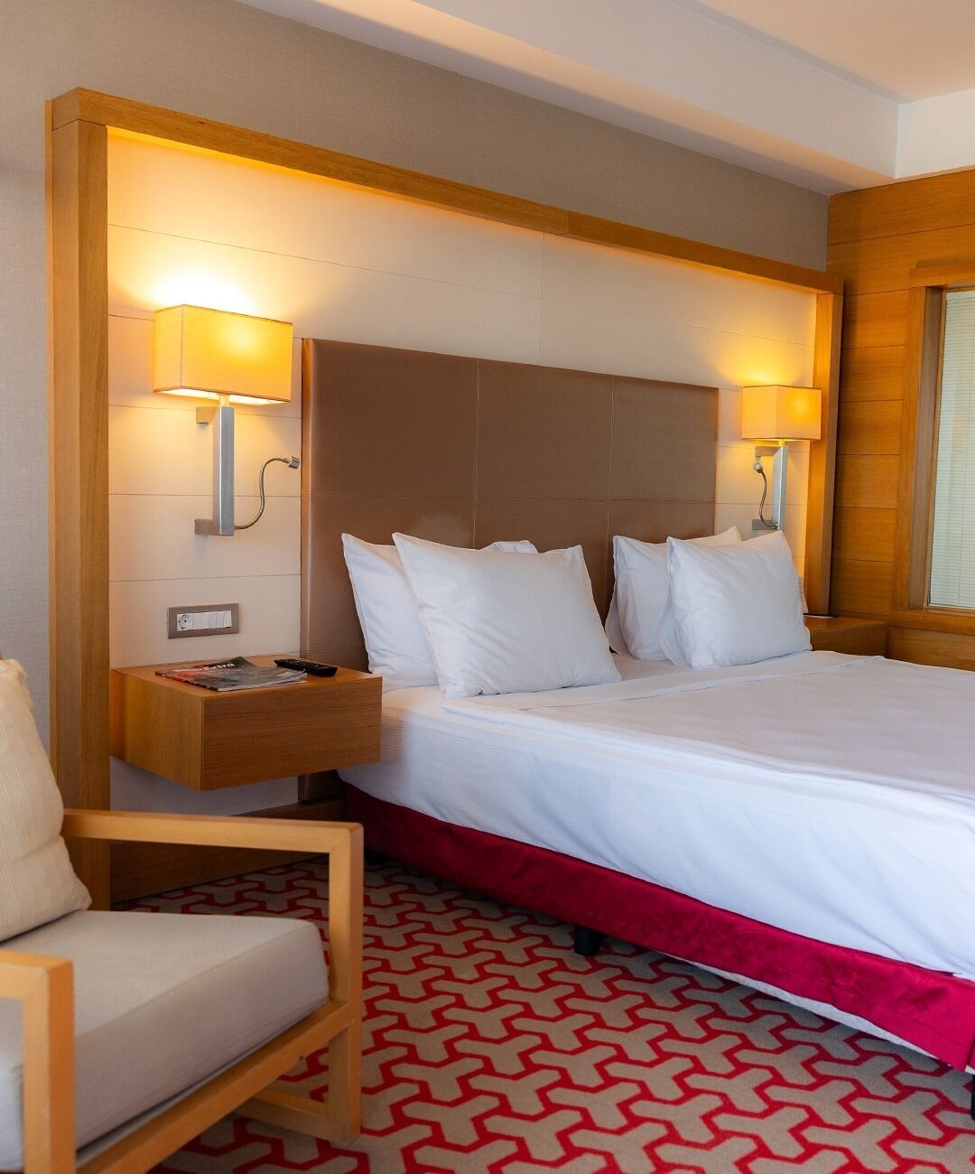 egyptian cotton sheets, premium bedding, minibar, in-room safe