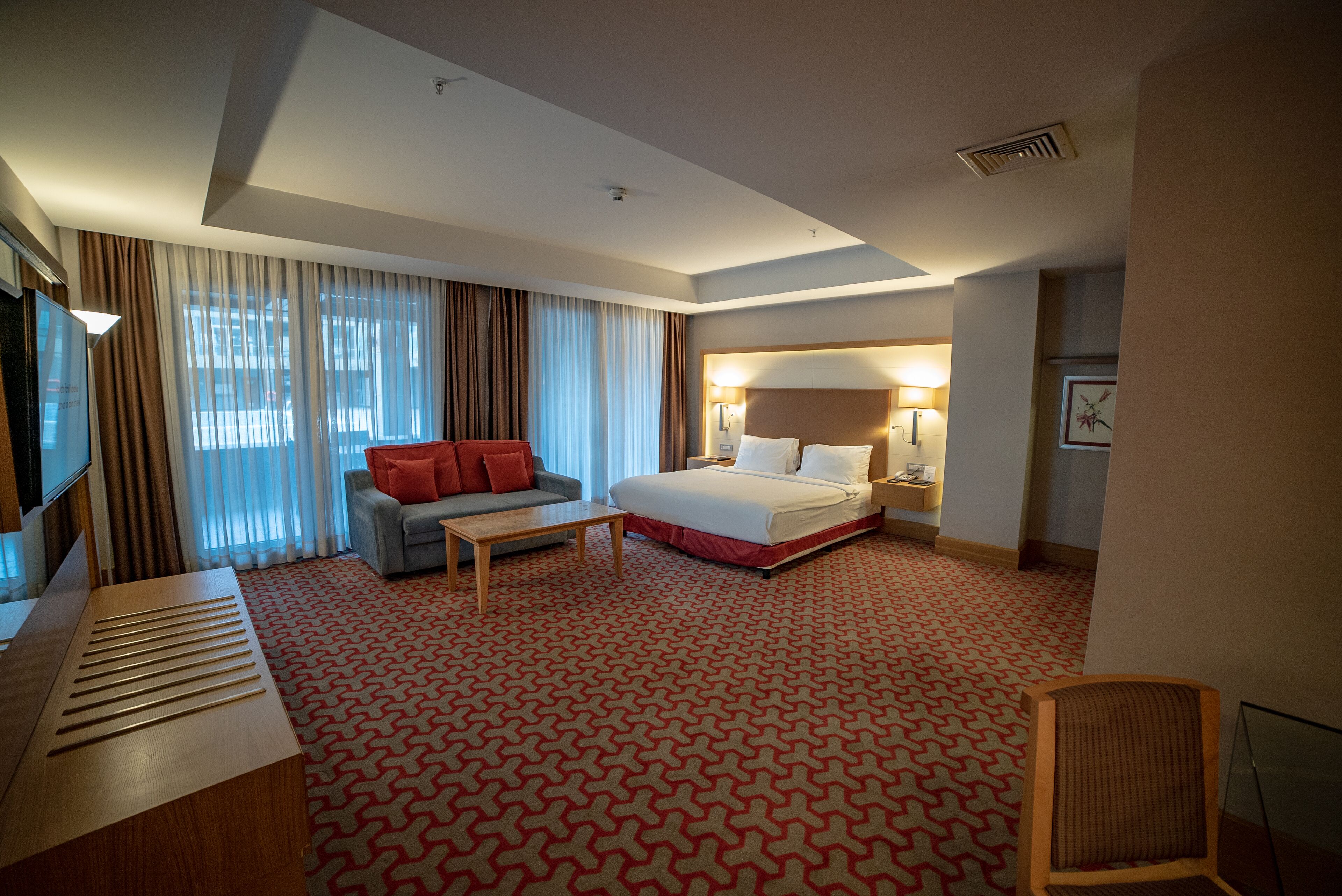 grand deluxe room with garden view | egyptian cotton sheets, premium bedding, minibar, in-room safe