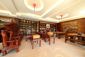 Khu sảnh
