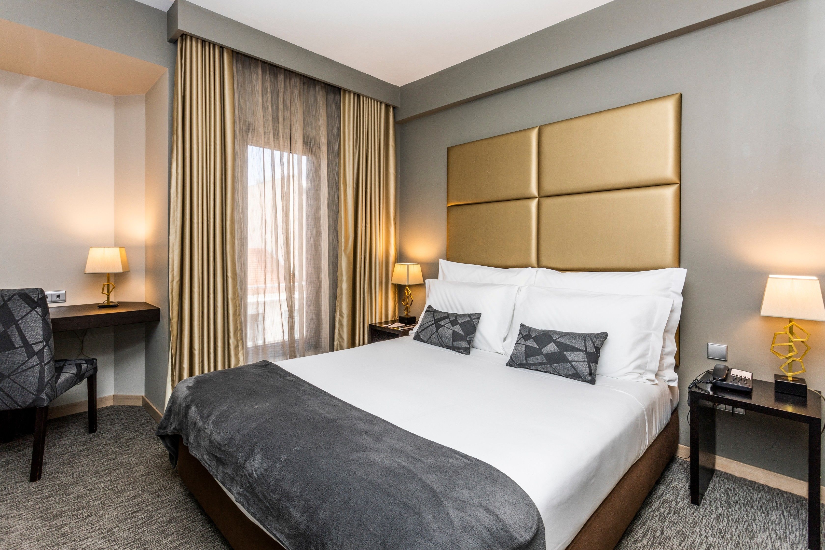 1 bedroom, minibar, in-room safe, desk