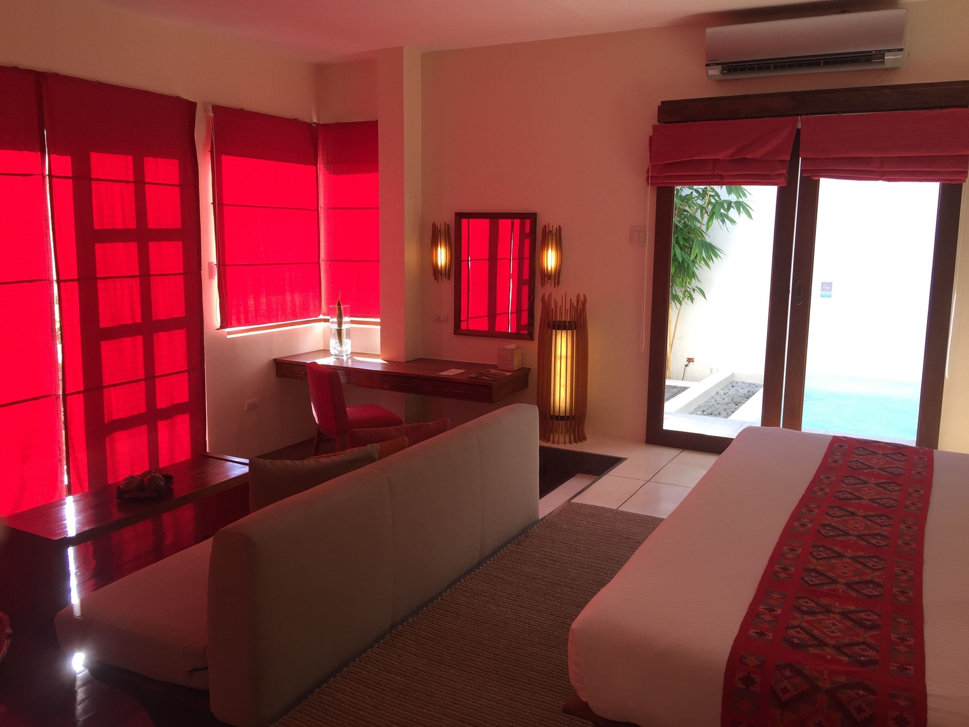 honeymoon villa | 1 bedroom, minibar, in-room safe, desk