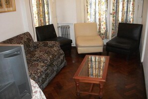 TV - King's Hotel (Buenos Aires)