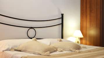 Deluxe-Doppelzimmer | Individuell dekoriert, individuell eingerichtet, VerdunkelungsvorhÀnge