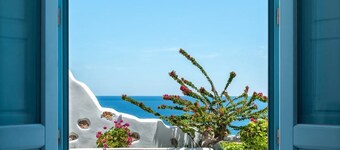 Anema Boutique Hotel & Villas Santorini