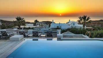 Three Bedroom Signature sea view Apanema Villa with private pool & indoor jacuzzi | Terrace/patio
