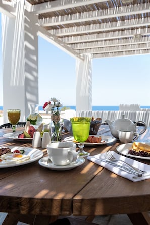 Tägliches inbegriffenes Frühstücksbuffet