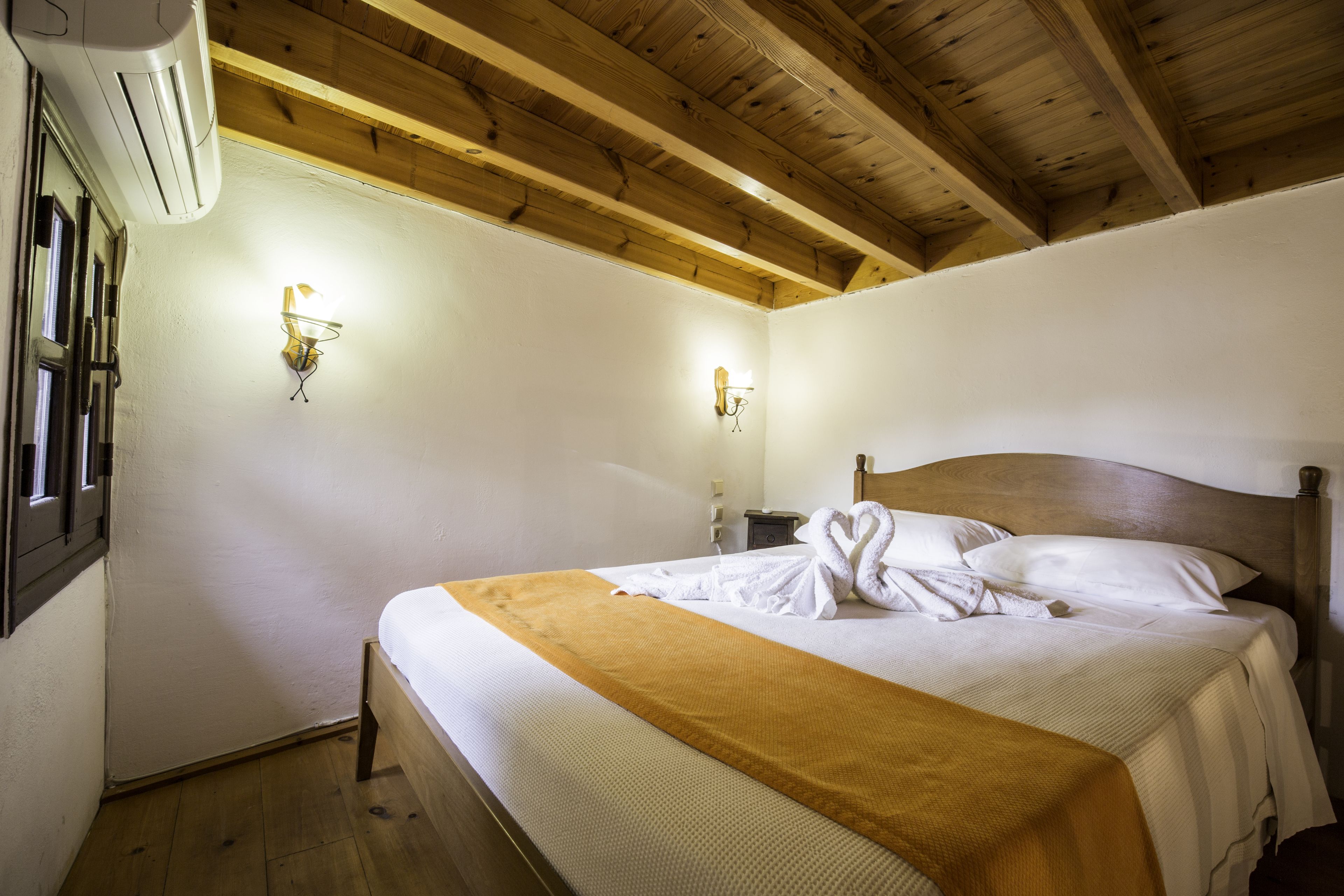 family suite, balcony | hypo-allergenic bedding, in-room safe, individually decorated