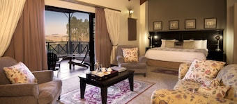 The Highlander Hotel