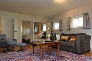 标准公寓 | 1 多间卧室、羽绒被、客房内保险箱、遮光窗帘