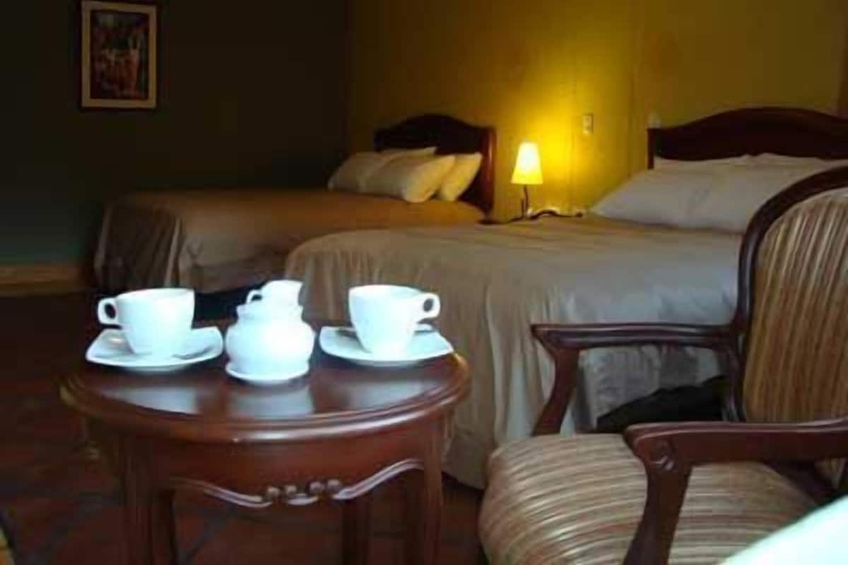 In-room safe, free WiFi