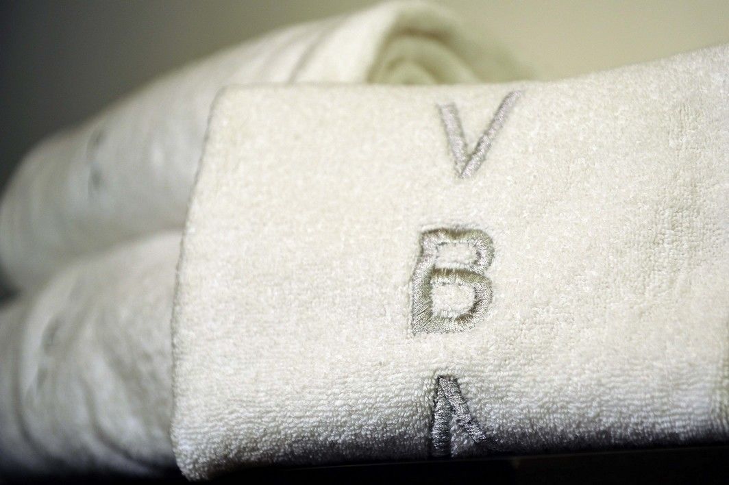 shower, free toiletries, hair dryer, bidet