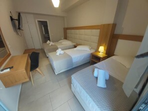 Habitación cuádruple | Wifi gratis