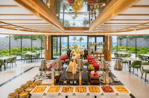 Desayuno buffet todos los días (con cargo)