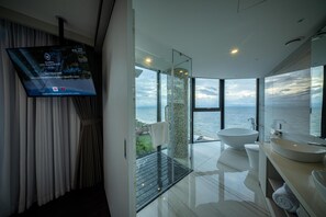 Family Suite 2 Bedroom | Bathroom - WorldHotels Long Beach Resort Phu Quoc (Phu Quoc)