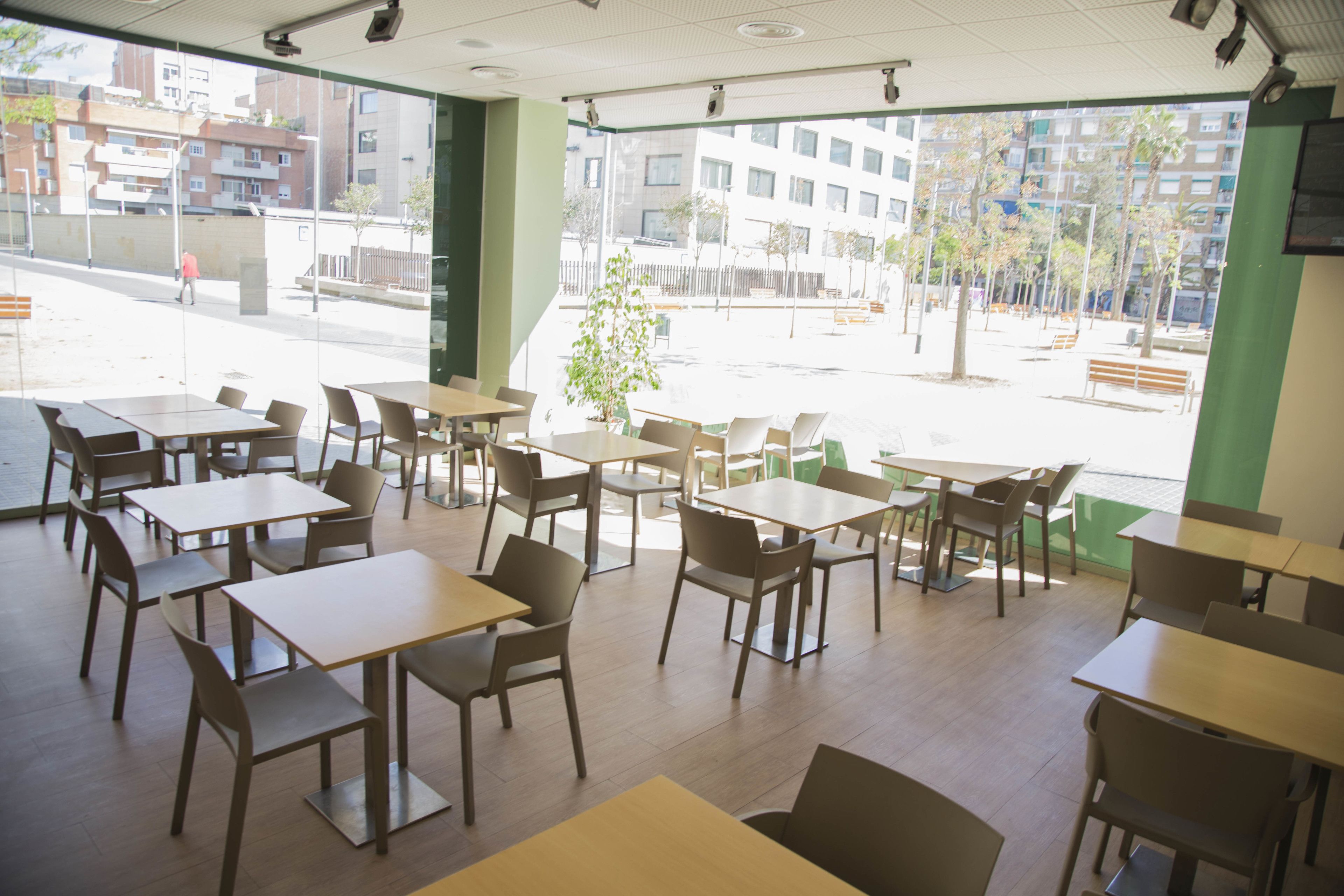 Daily buffet breakfast (EUR 13 per person)