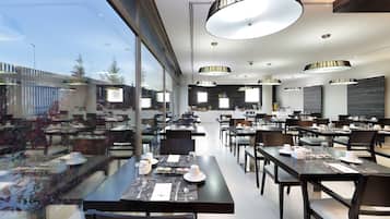 Breakfast and dinner served, Mediterranean cuisine