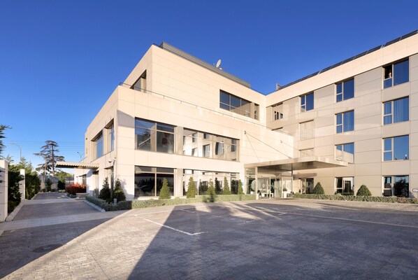 Front of property - Hotel Eurostars Arenas de Pinto (Pinto)