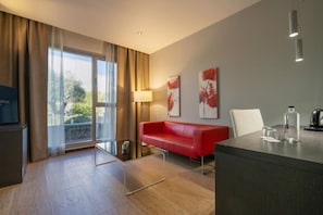 Couette en duvet d'oie, minibar, bureau, chambres insonorisées