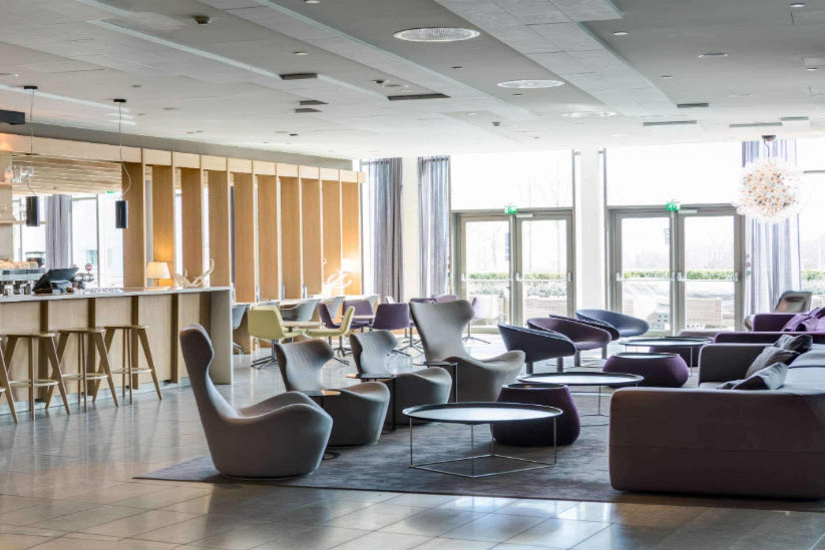 dinner served, international cuisine, garden views