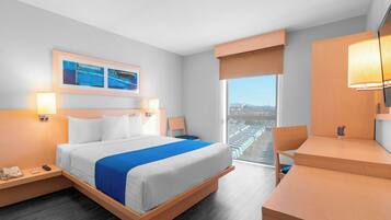 Room, 1 Queen Bed | In-room safe, desk, iron/ironing board, free WiFi