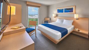 Bureau, fer et planche à repasser, lits bébé (gratuits), Wi-Fi gratuit