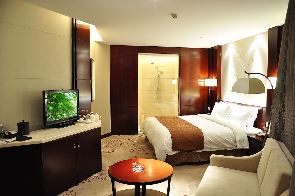 Suíte luxo | 1 quarto, frigobar, cofres nos quartos, escrivaninha