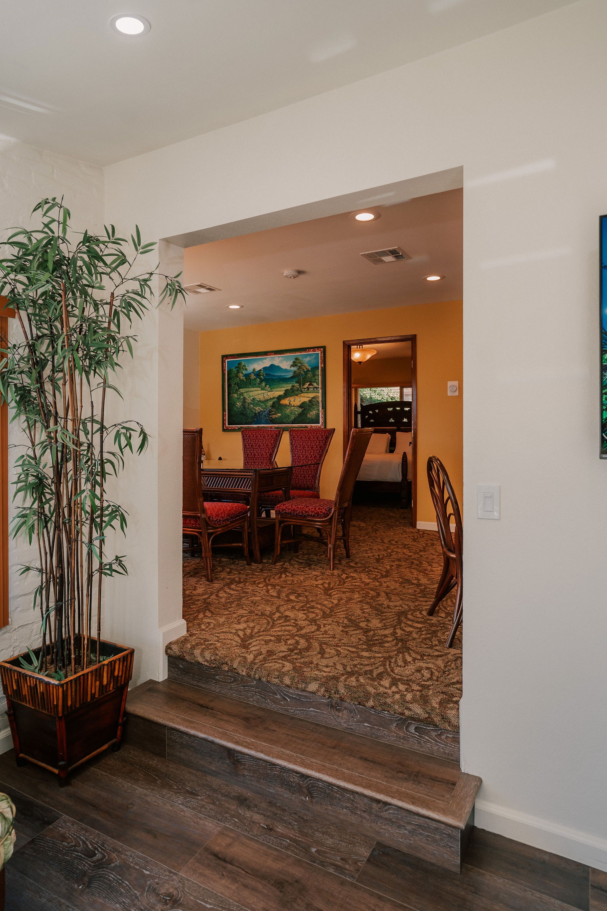 deluxe room, multiple beds, partial ocean view | living area | lcd tv