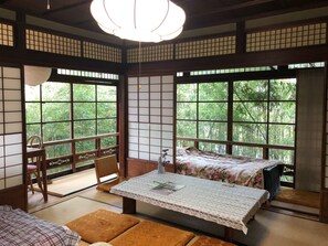 ファミリー ルー��ム | リビング エリア