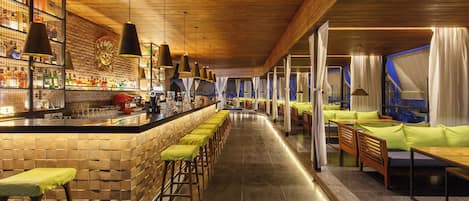 Bar (di hartanah)
