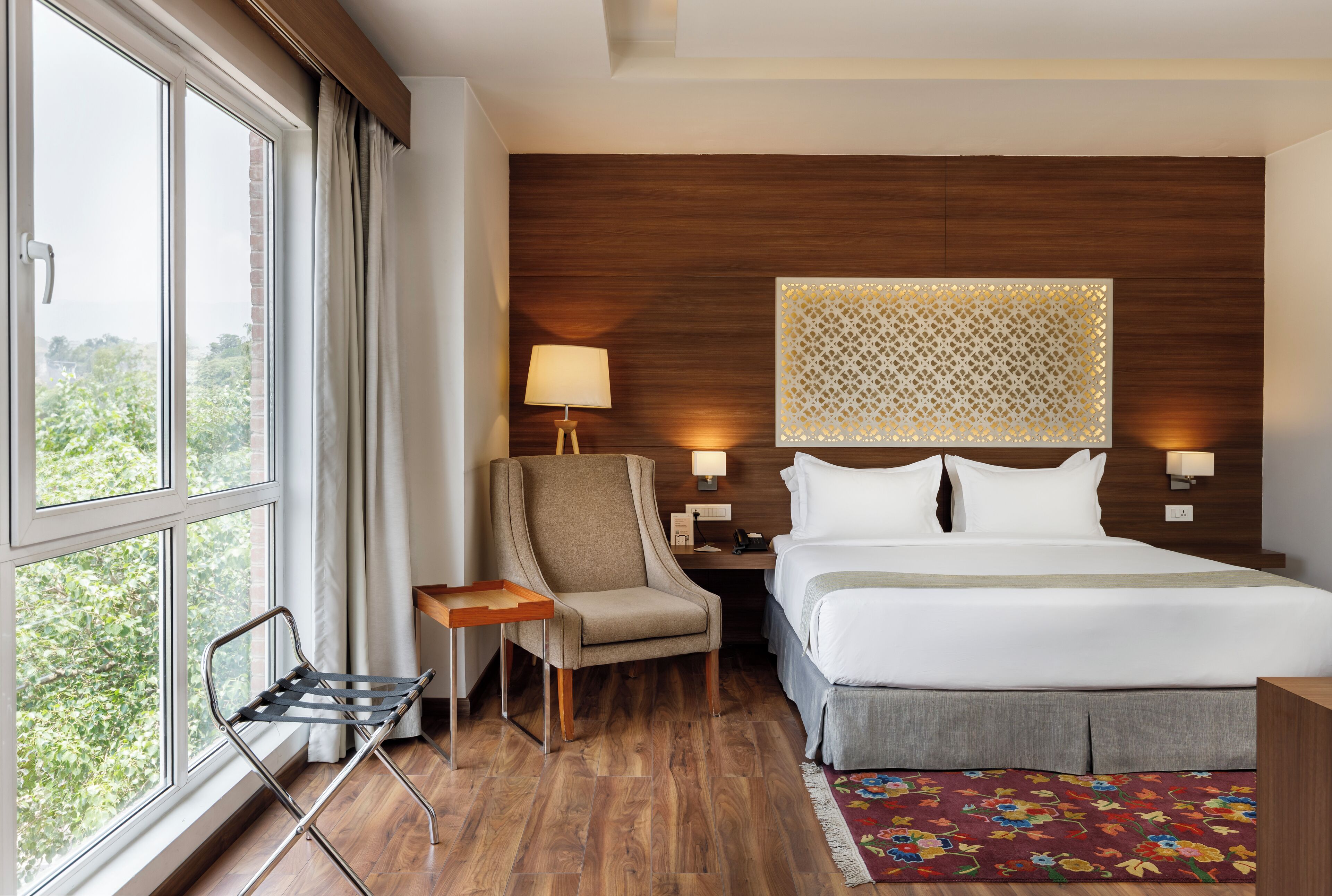 executive room | 1 bedroom, premium bedding, minibar, in-room safe