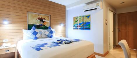 Standard Room | In-room safe, desk, rollaway beds, free WiFi