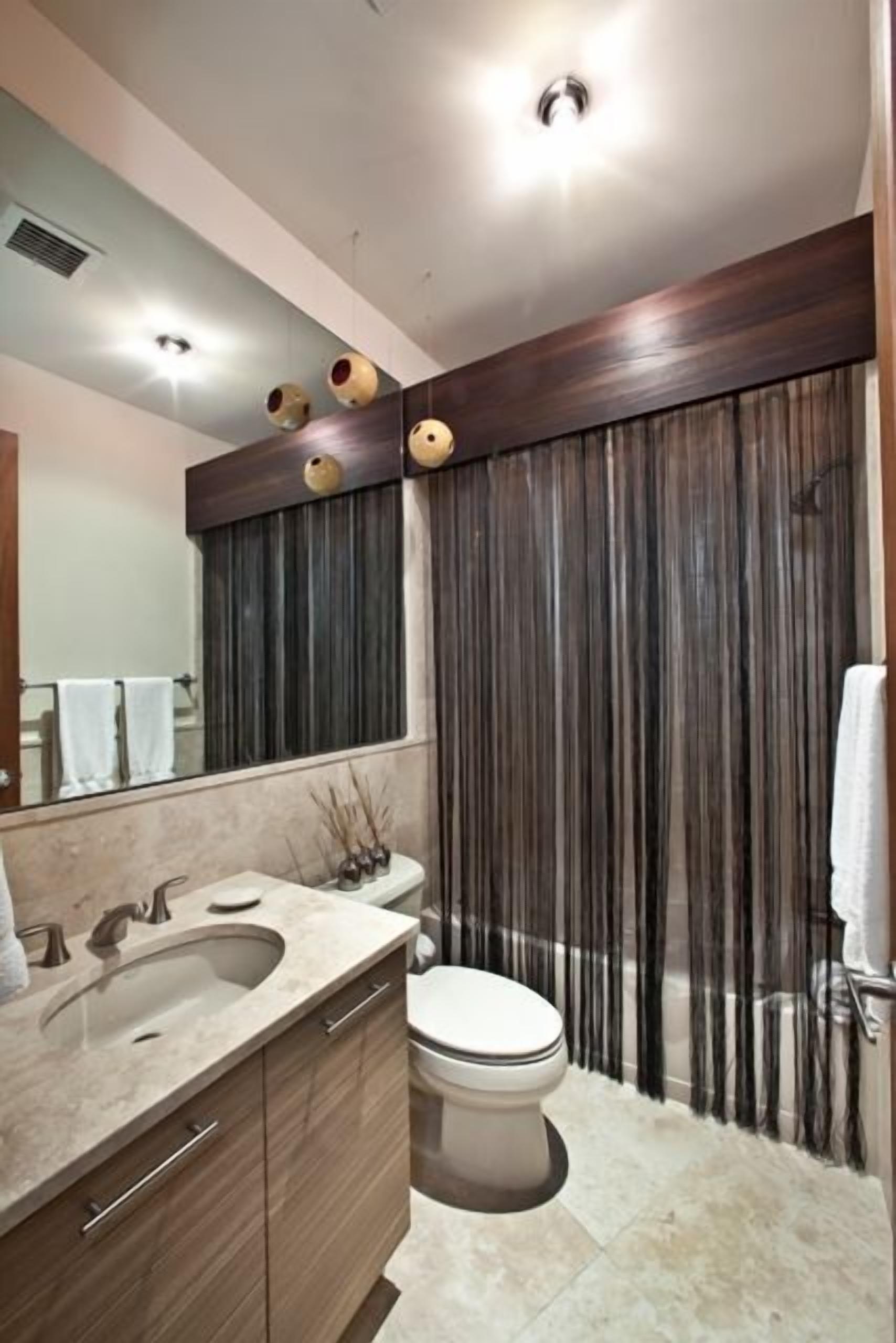 Condo, 3 Bedrooms | Bathroom | Separate tub and shower, deep soaking tub, rainfall showerhead
