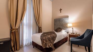 1 bedroom, in-room safe, desk, laptop workspace